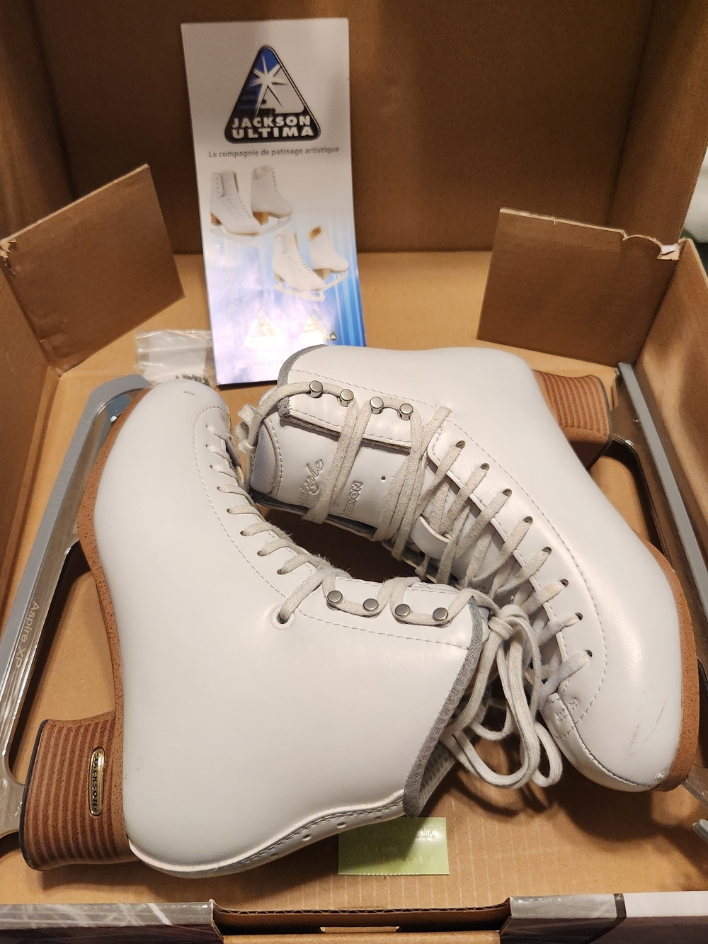 Jackson Freestyle Aspire XP Women's Figure Ice Skates - Picture 5 of 16